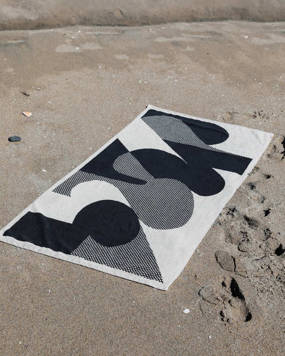 Robbie Simon x OE Towel – overexposed